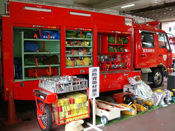 Nissan Chemical pumper Tokyo FD