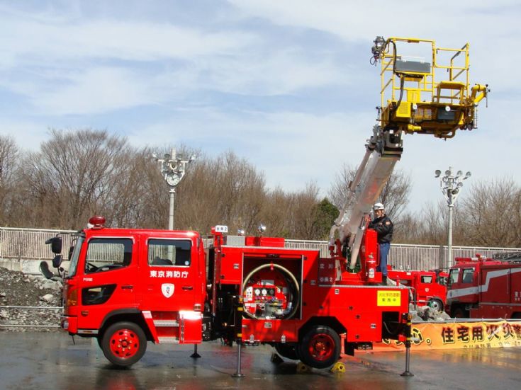 Pumper with Skylift Tokyo Fire department