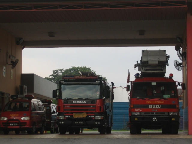 Malaysia - Taman Tun Station Line Up