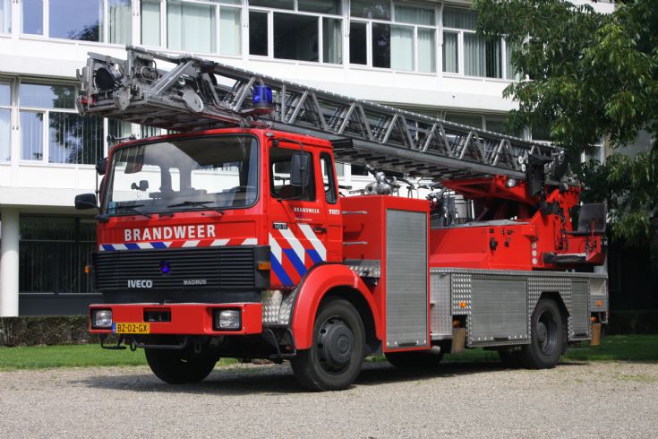 Brandweer Valkenburg Iveco Turntable ladder