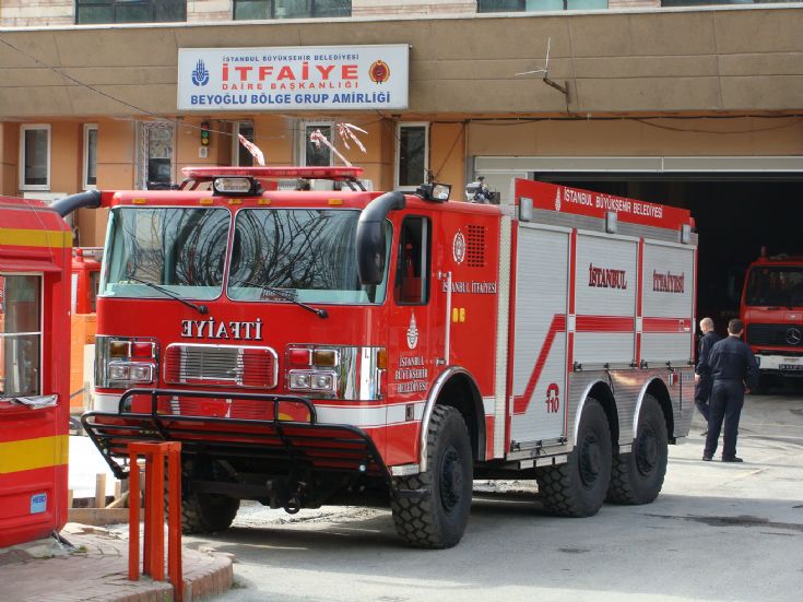 Fire Engines Photos Heavy Rescue Unit Istanbul Turkey