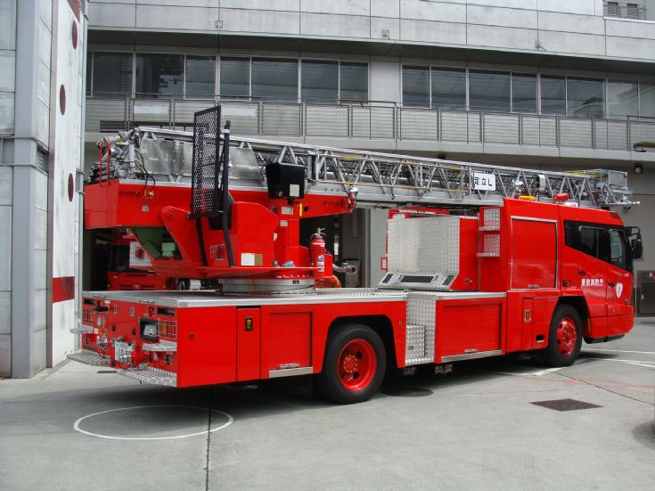 Turntable ladder Hino Morita Tokyo Japan