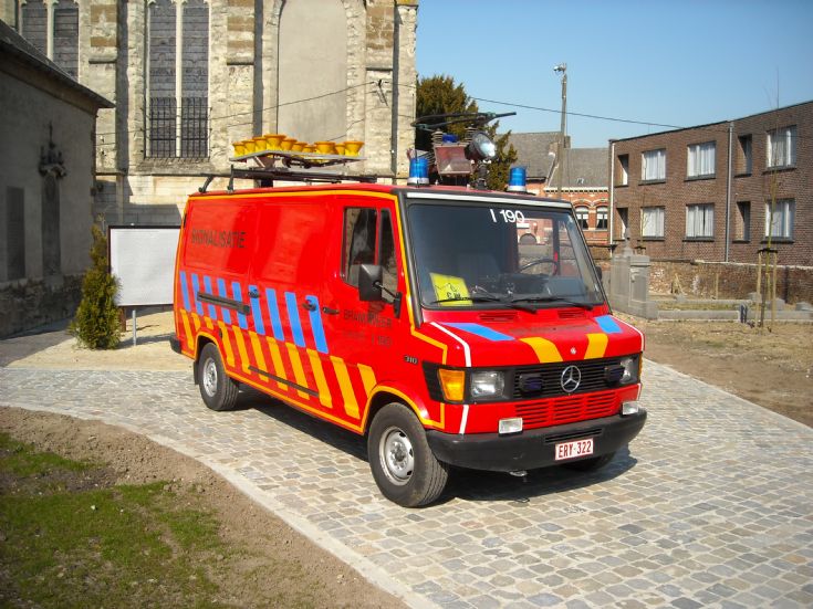 Brandweer Lennik Mercedes Benz 310