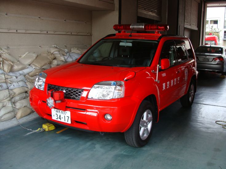 Liason vehicle Nissan X-trail Tokyo Fire service