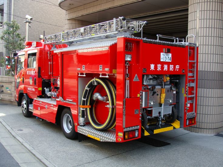 Tokyo Isuzu pumper Shin-Machi FS