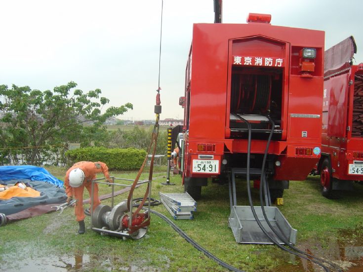 Mercedes Unimog Super pumper Tokyo FD