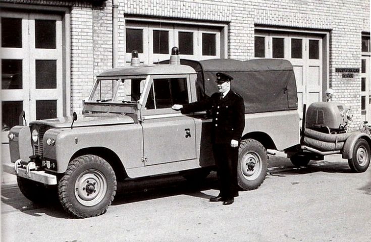 Land Rover 109 Gundsoe Fire brigade