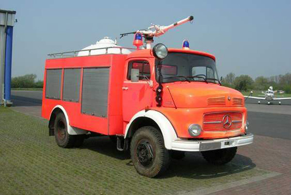 Bremerhaven Airport Fire brigade Mercedes 