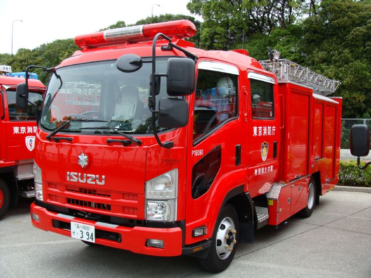 Isuzu pump Shimo Maruko Fire station