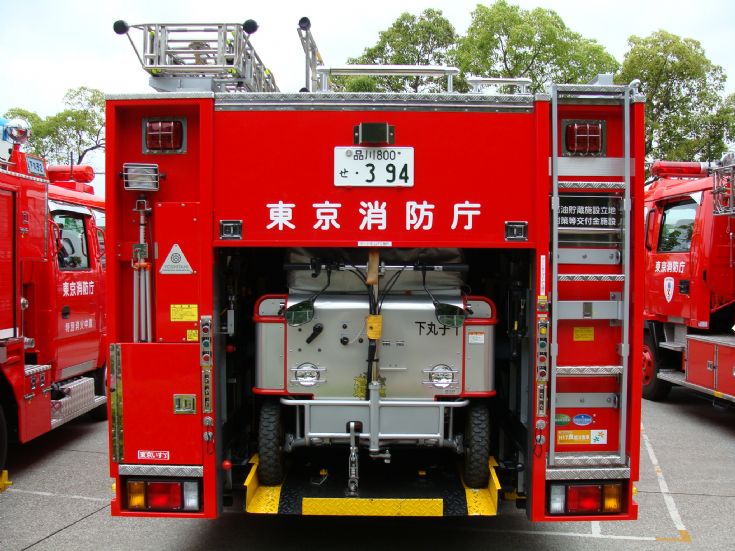 Shimo Maruko Fire station Isuzu pump