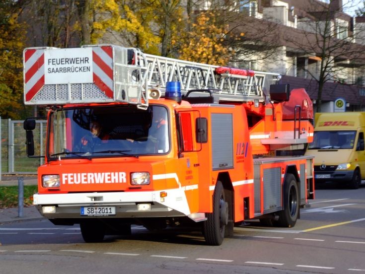 Feuerwehr Saarbrucken Iveco Ladder