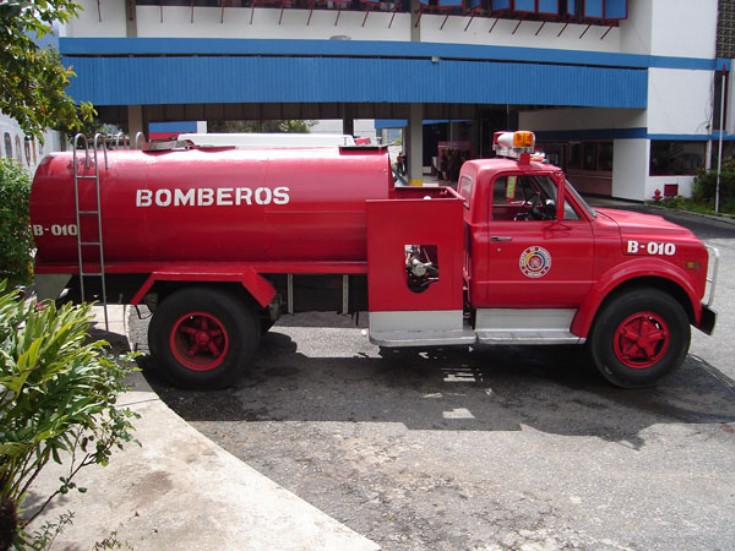 Tank truck GMC Merida City Venezuela