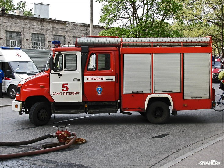 Picture of a Zil 5301 Fire engine Russia
