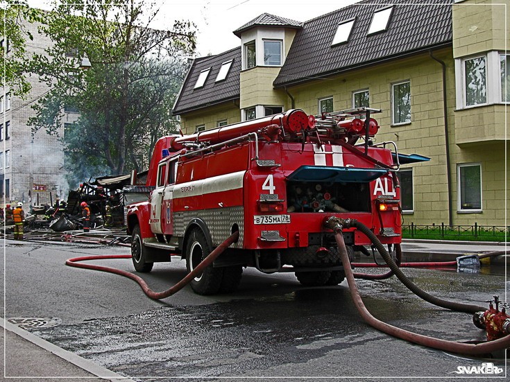 ZiL-130 pumper on fire incident