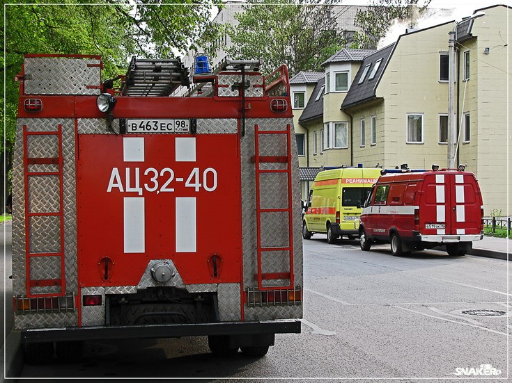 ZiL AC-3,2-40 pumper in reserve on fire incident