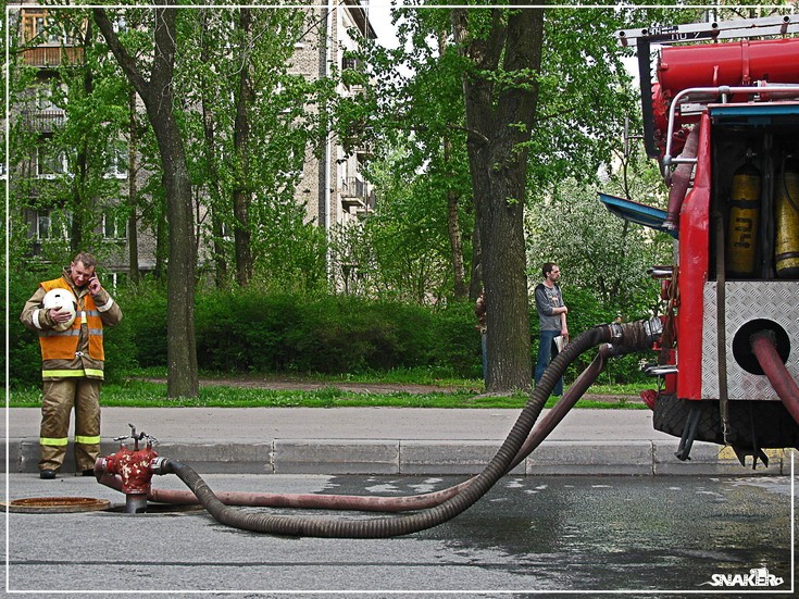 Zil pump connected to hydrant Russia
