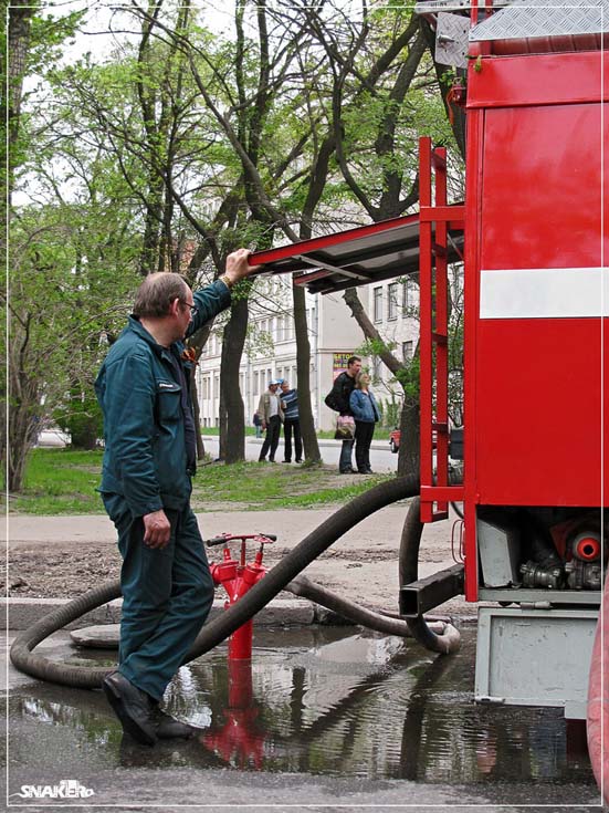 zil pump driver at workplace