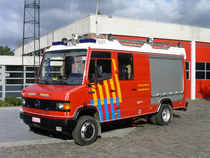 Brasschaat Mercedes LFA