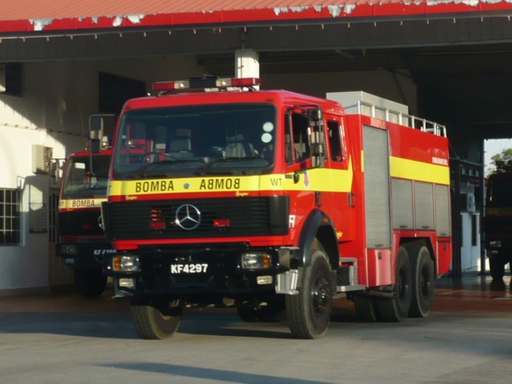 Mercedes Ecoliner/Ziegler Brunei Shell Petroleum