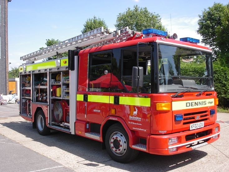 Hertfordshire Fire & Rescue Service Dennis Dagger