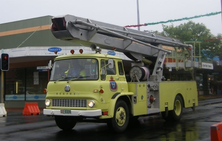 Green Bedford Snorkel Tasmania Fire service