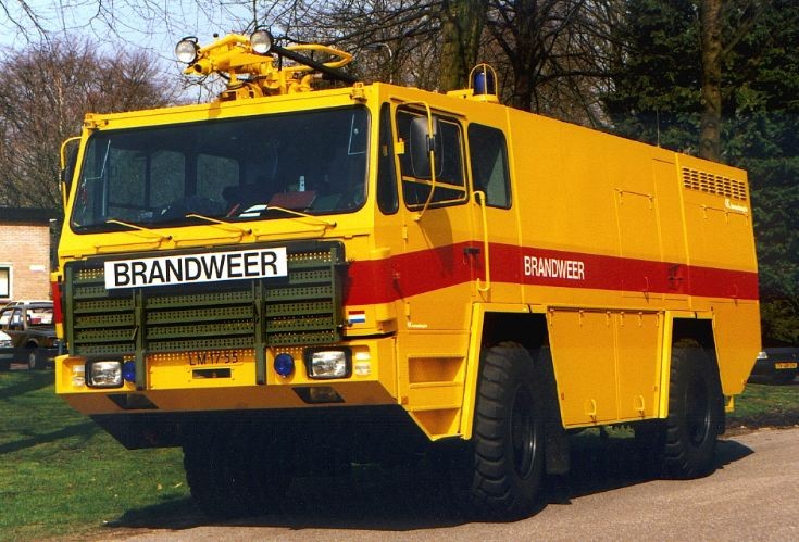 MAC 06 Crashtender RNLAF Twente