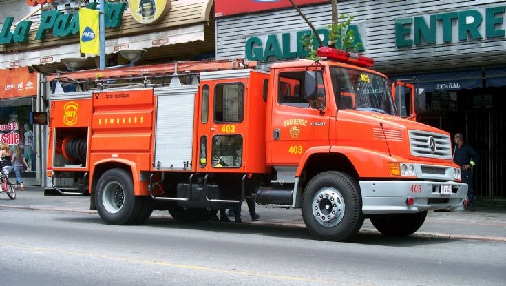 Mercedes L1620 Bomberos Montevideo