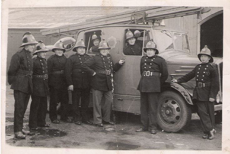North Eastern Fire Brigade Elgin Fire Men 