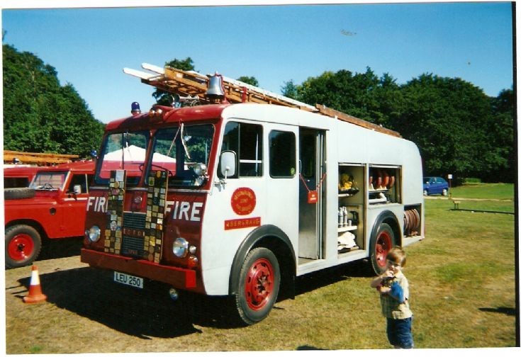 Bedford J Type LEU 250