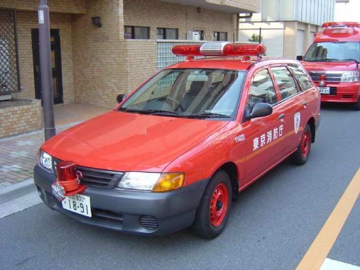 Tokyo Fire Department Nissan Liason car