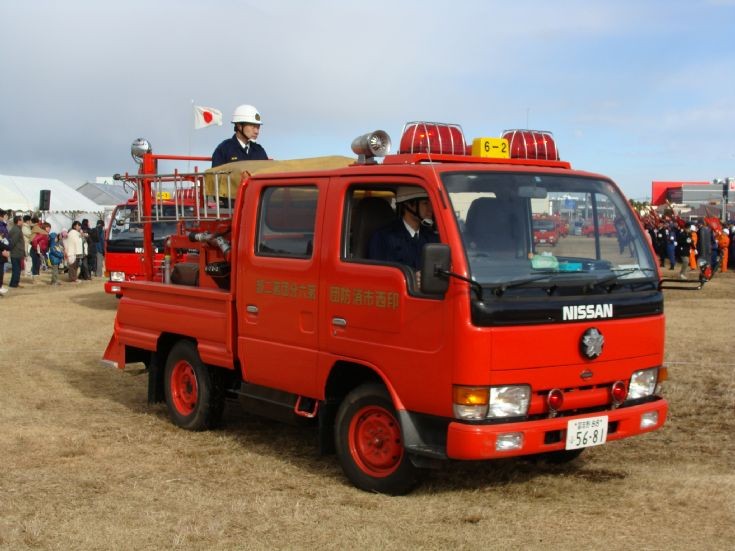 Chiba prefecture Nissan Light Pumper Tokyo