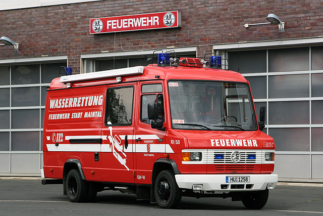 Maintal Mercedes Divers unit