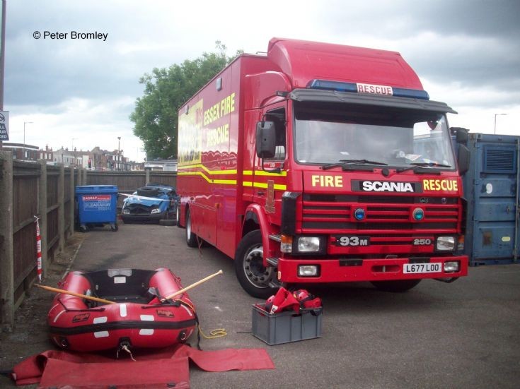 Essex County Fire & Rescue Scania RT