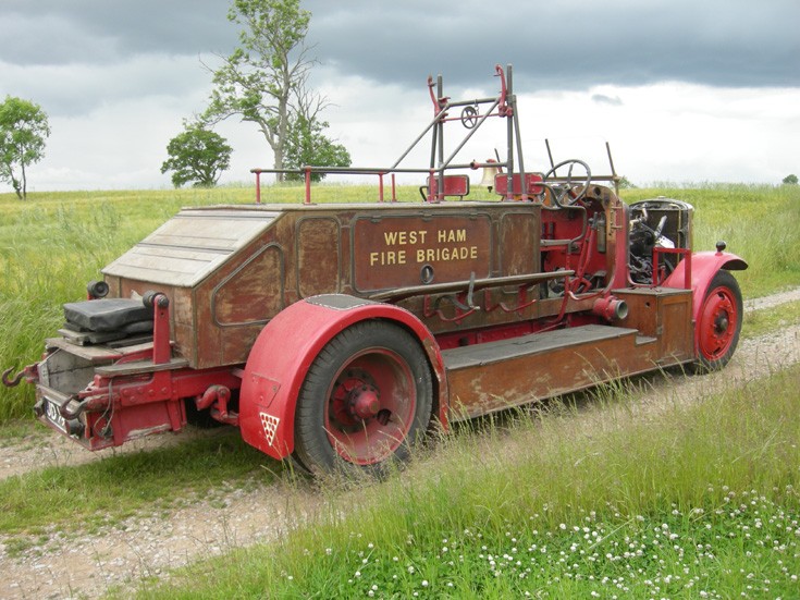 1930 Dennis Big Six back