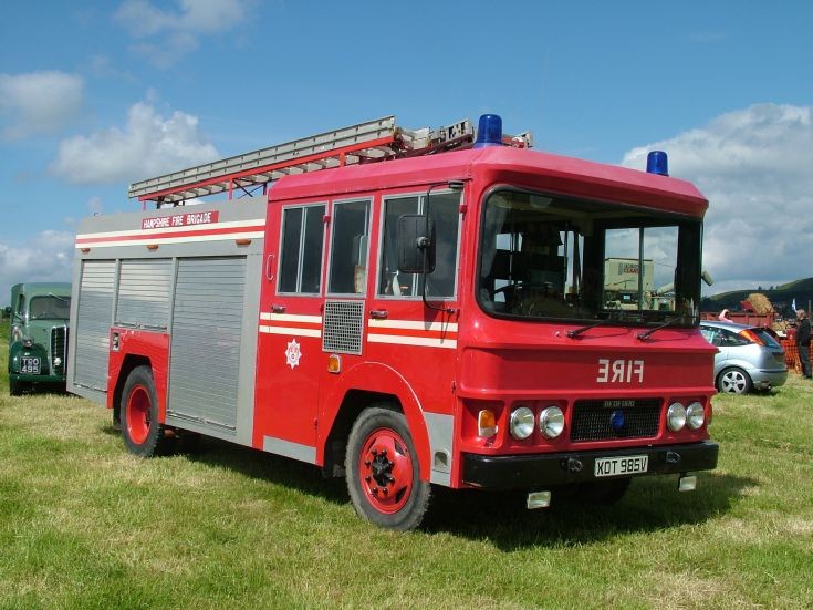 Bedford XOT 985V ex Hampshire