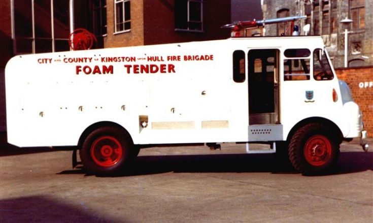 Bedford RL (Ex Green Goddess) Foam Tender
