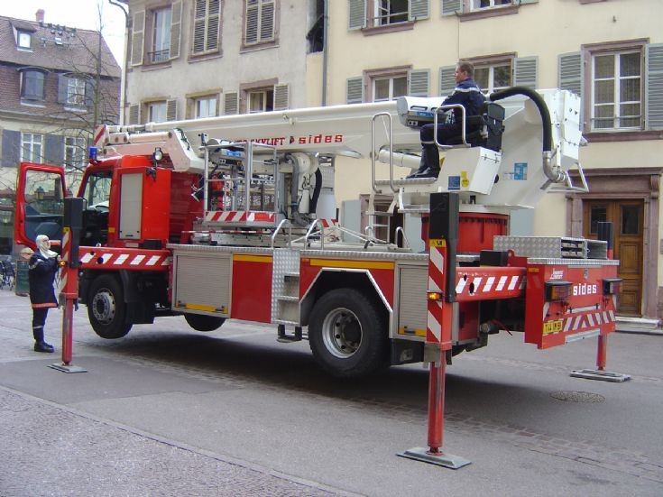 Skylift 32 - Renault Bronto-Sides Colmar France