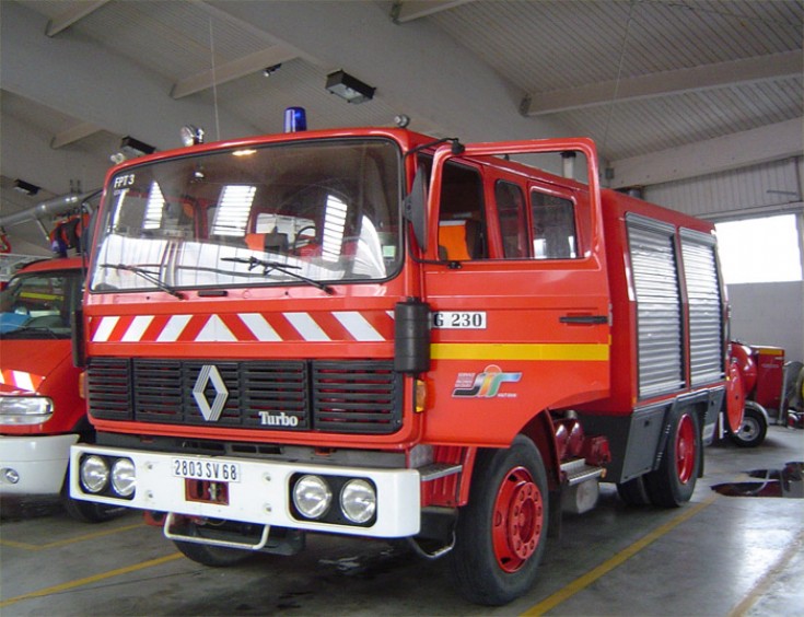 Pumper Renault Sides Colmar FS
