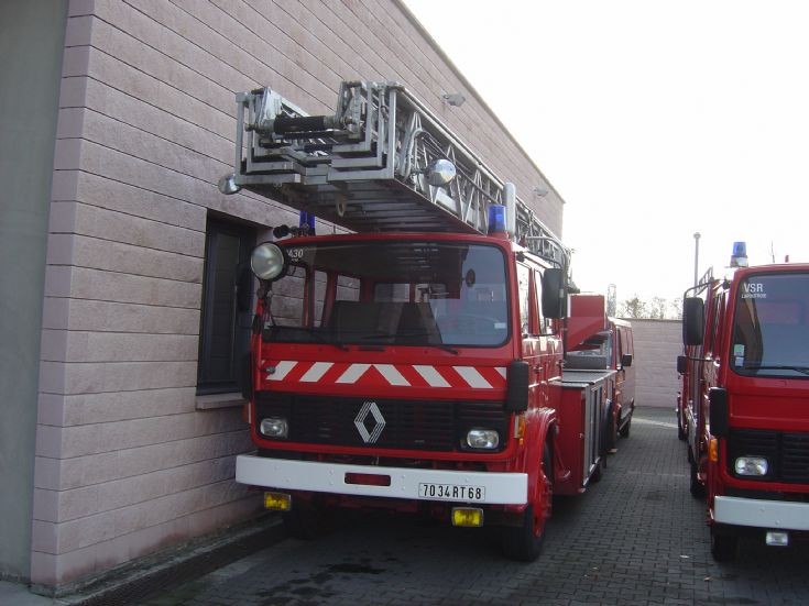 Wittenheim Fire station Renault ladder