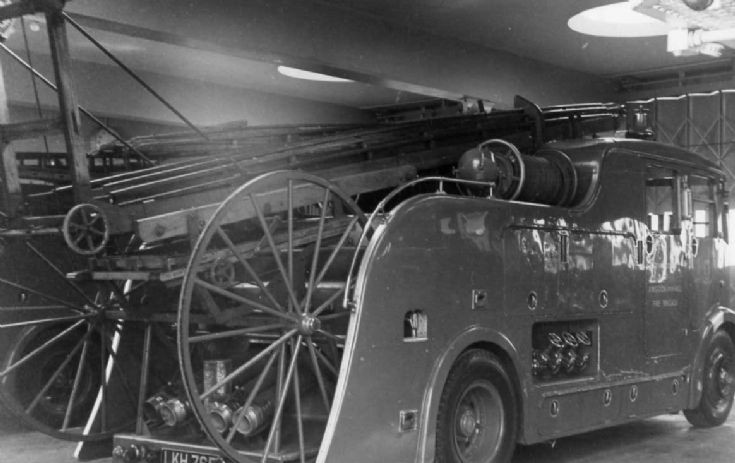 1950 AEC REGENT PE no. LKH765 Hull F.B.