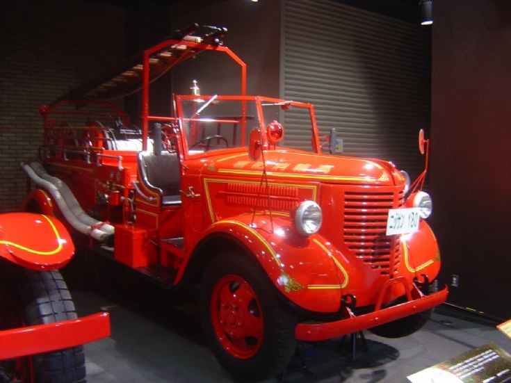 Nissan 180 pumper Yostuya Fire museum