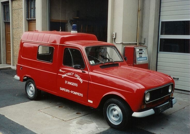 Renault R4 Sapeurs Pompiers D'Angers France