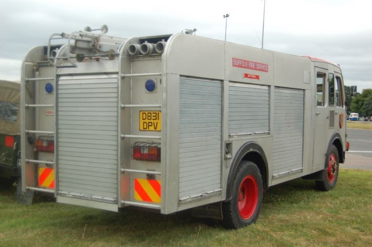 D831 DPV Bedford Water Tender rear