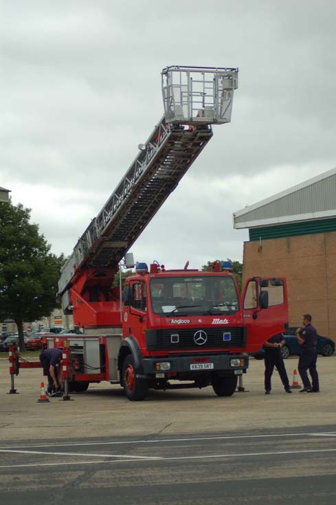 K639 SRT Mercedes Turntable Ladder