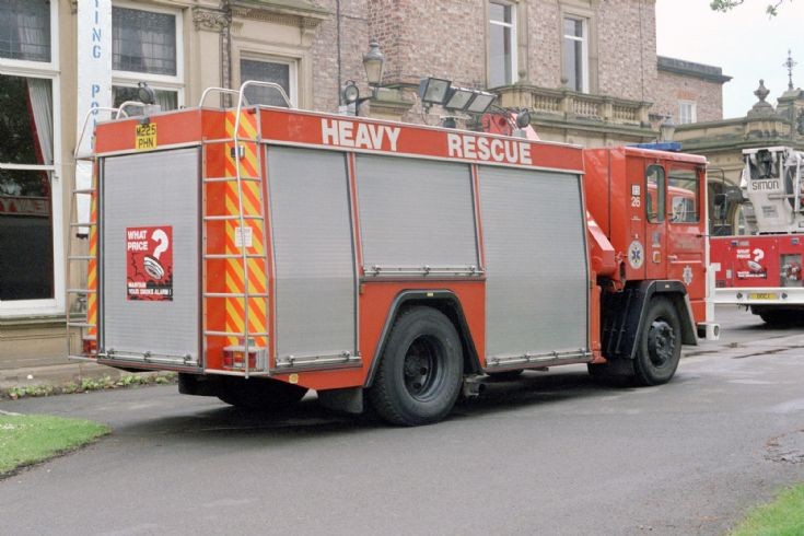 Dennis ET (M225PHN)  rear view  Cleveland.