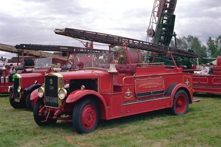 Leyland Cub ex Middlesbrough XG2450.