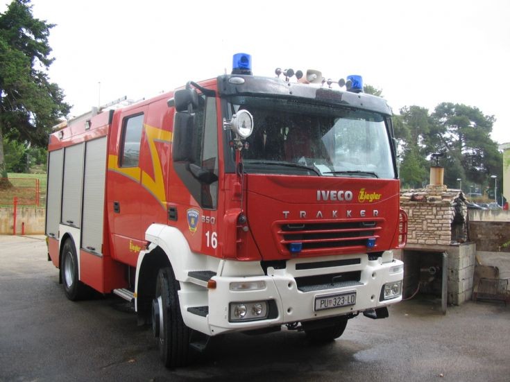 IVECO Trakker Fire brigade oreč - Croatia