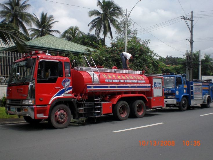 Hino Water Tanker