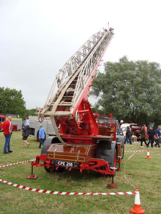 Merryweather Turntable Ladder back