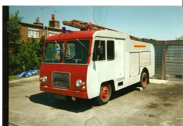 Bedford  J2   997  NUO Devon FB